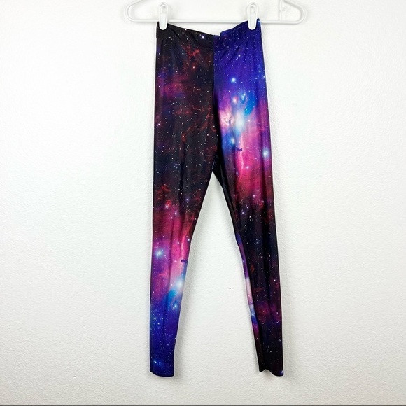BLACKMILK Purple Galaxy NASA Nebula
Leggings, Size XS - Picture 4 of 7